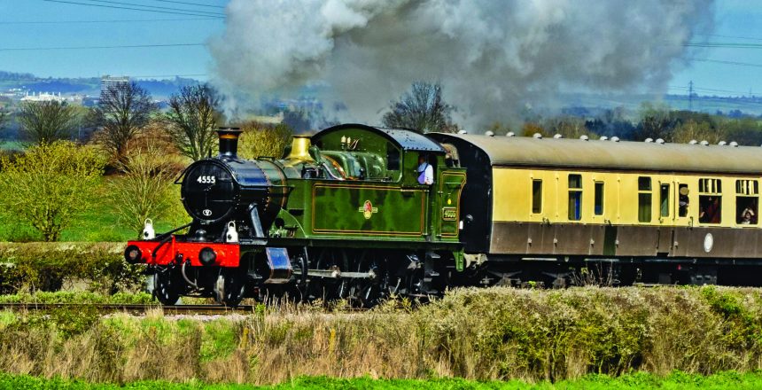 4555 heads towards Chinnor copy