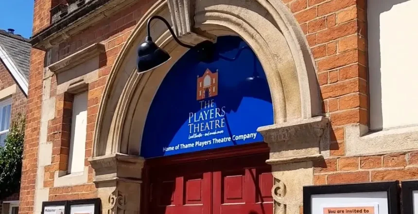 Frontage 2 (002)